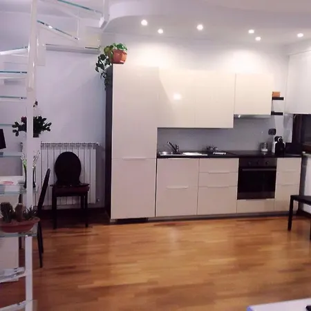 Aurelia House *